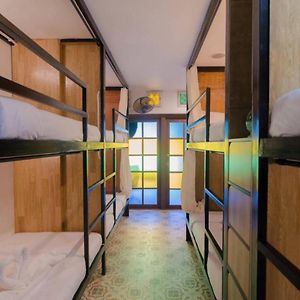 Chambre Juste Pour Hommes Dortoir