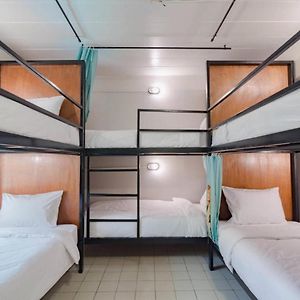Chambre Juste Pour Femmes Dortoir